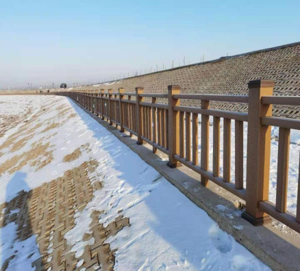 吉林省大禹水利水電建設(shè)有限公司伊通縣伊通河邊路燈護(hù)欄項目